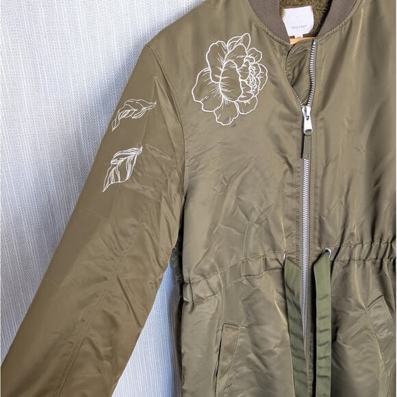Cinq à Sept Olive Pauline Peony Embroidered Long Bomber Full Zip Coat, size XXS - Picture 5 of 10